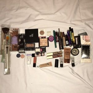 Cosmetics bundle